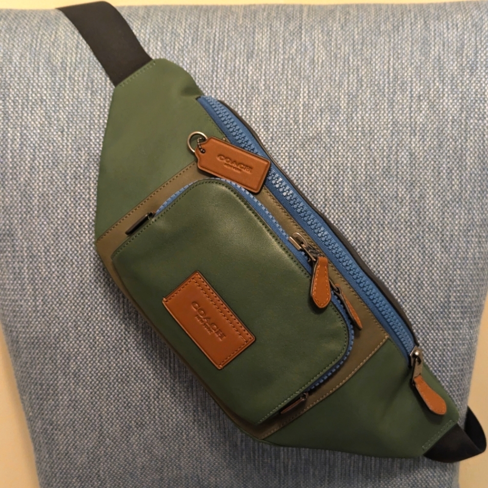 EUC Coach Leather Belt Bag